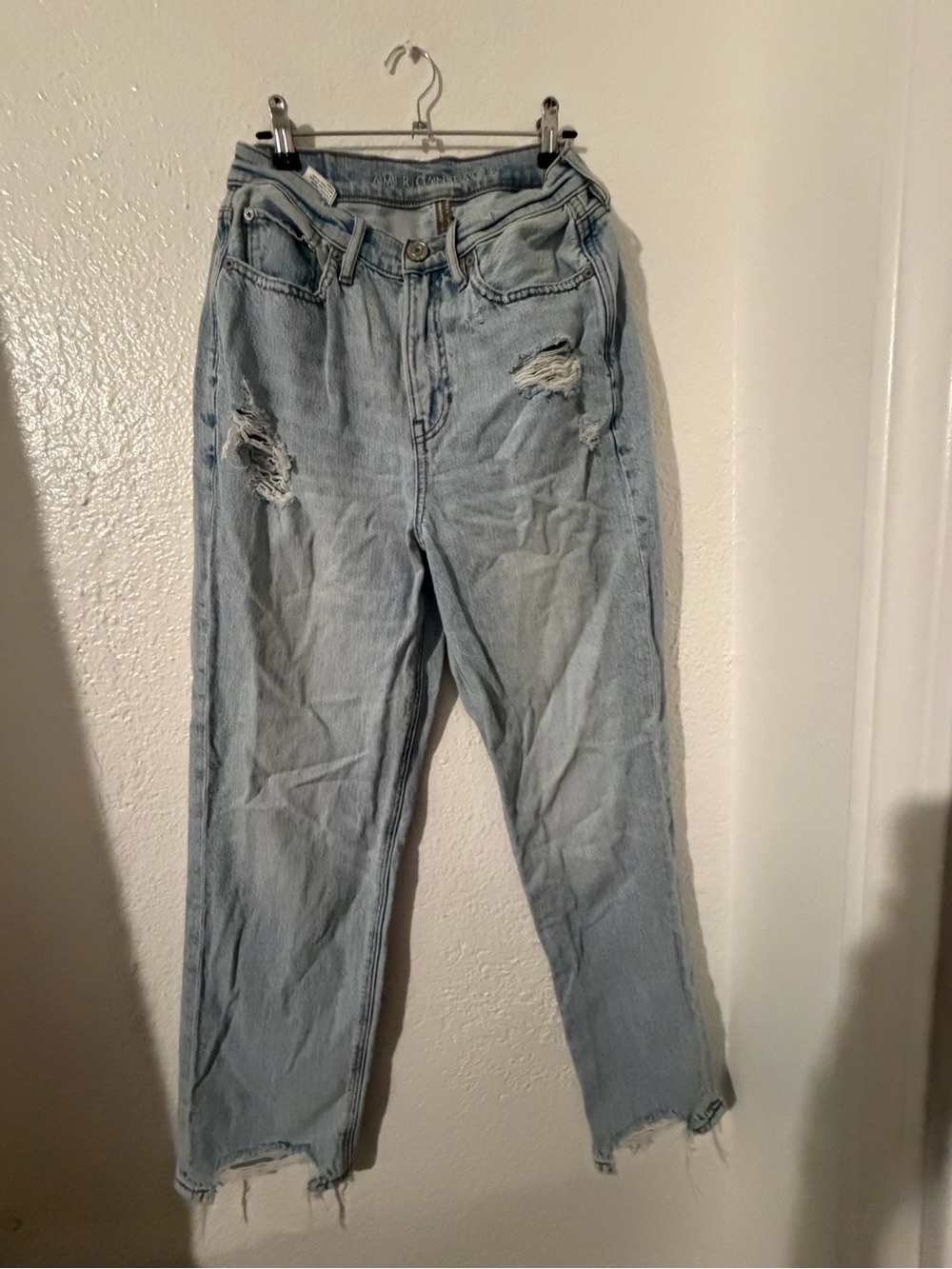 American eagle Light Blue Distressed Men's Jeans